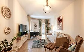 Helena'S Apartment